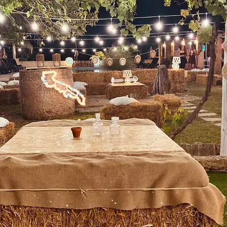 Nocleg ze śniadaniem Borgo Rosalia *