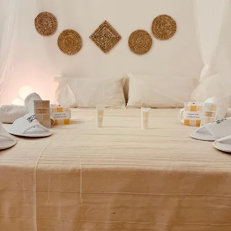 Nocleg ze śniadaniem Borgo Rosalia *